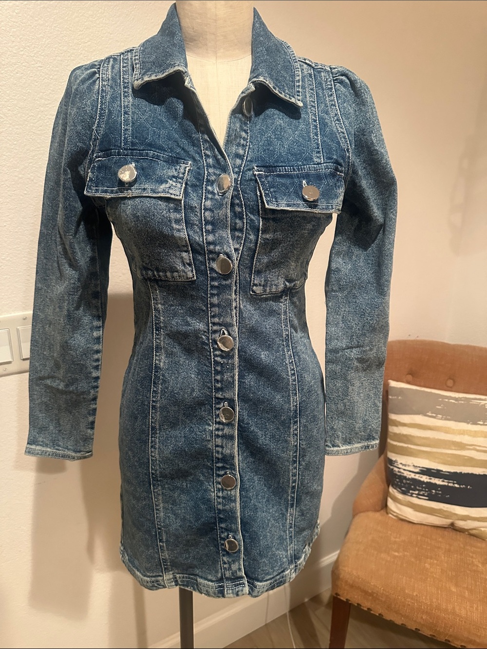 NWOT River Island Fitted Long-Sleeve Denim Mini Dress in Blue